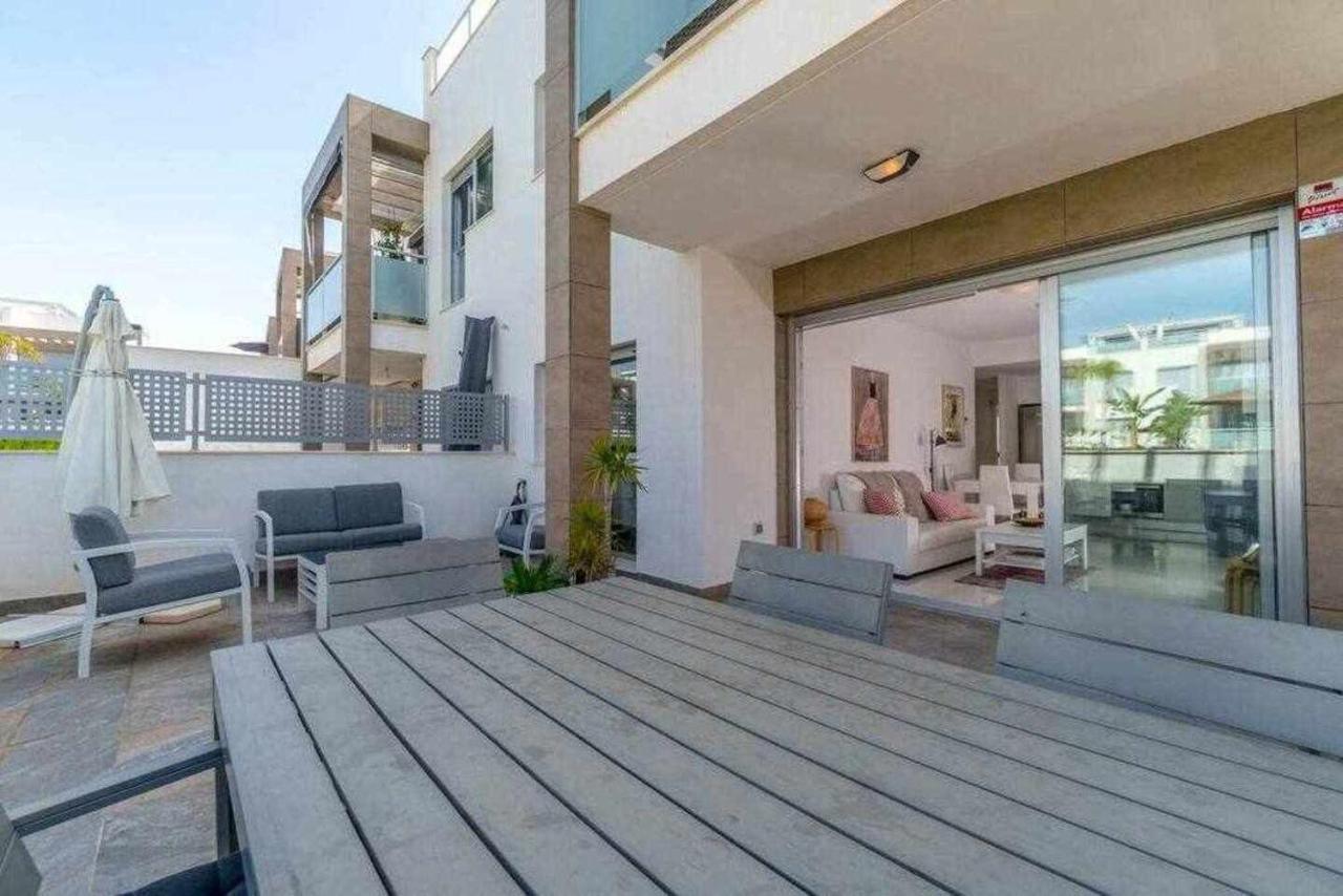 Espanhouse Caroline Bungalow Torrevieja Bagian luar foto