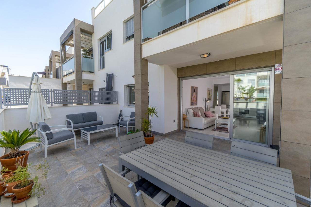Espanhouse Caroline Bungalow Torrevieja Bagian luar foto
