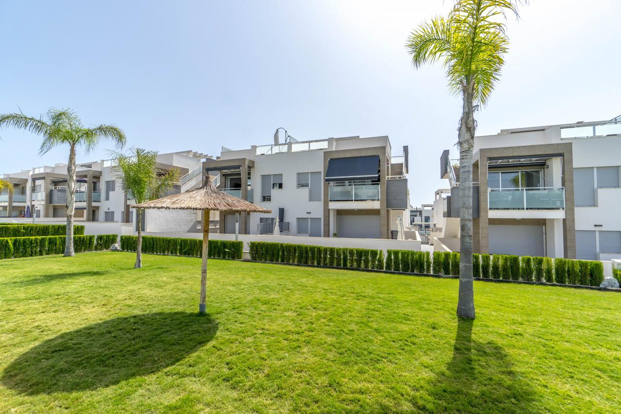 Espanhouse Caroline Bungalow Torrevieja Bagian luar foto