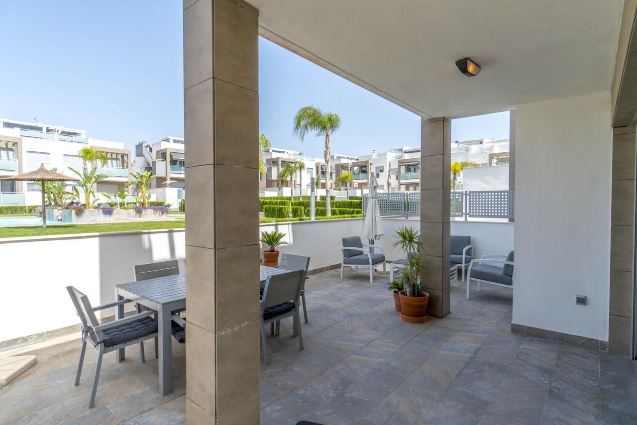 Espanhouse Caroline Bungalow Torrevieja Bagian luar foto